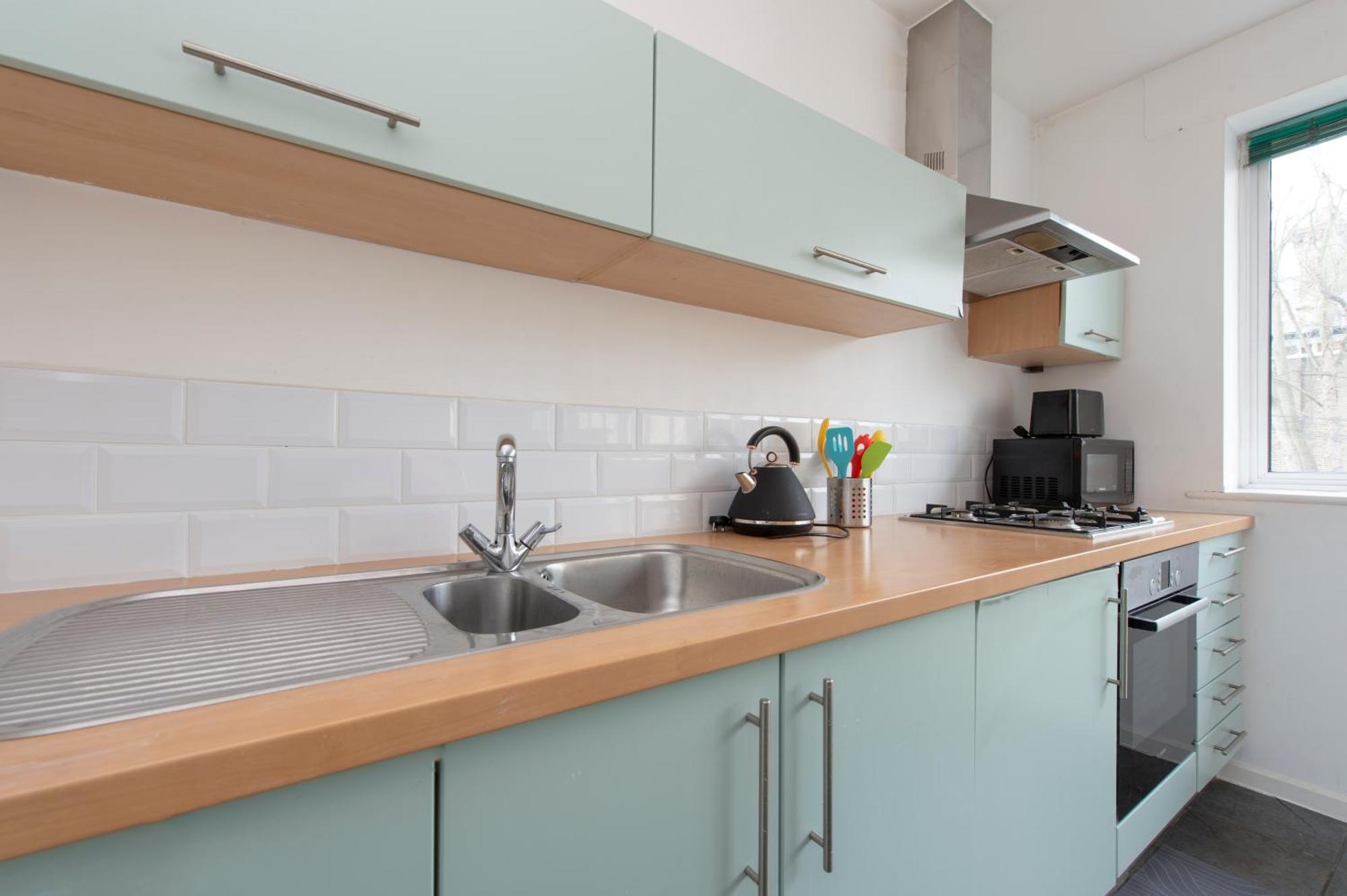Modern Luxury Apartment By Bow Road Station لندن المظهر الخارجي الصورة