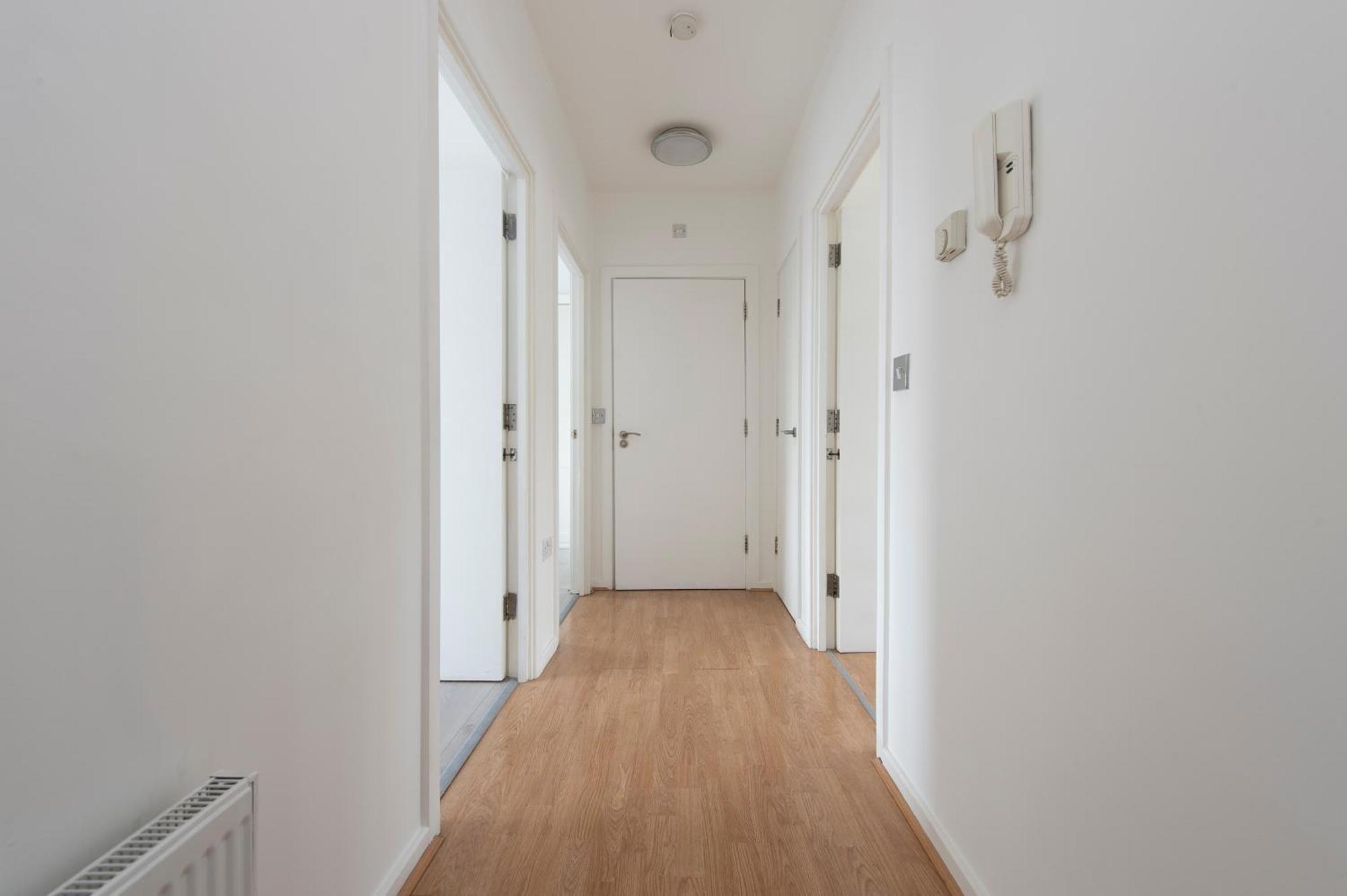 Modern Luxury Apartment By Bow Road Station لندن المظهر الخارجي الصورة